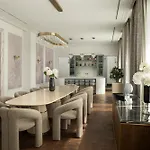 Avalon Luxury וילה מישקולץ