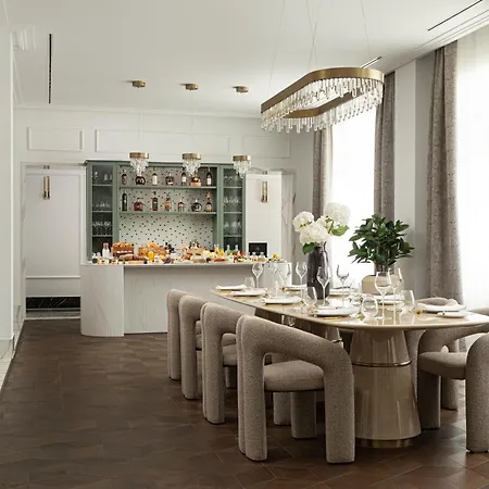 Avalon Luxury Mişcolţ