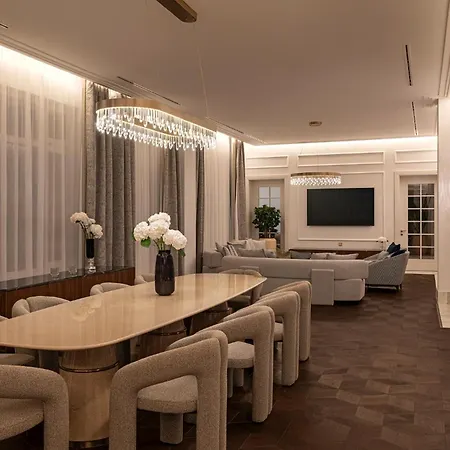 Avalon Luxury וילה