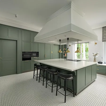 Vilă Avalon Luxury Mişcolţ